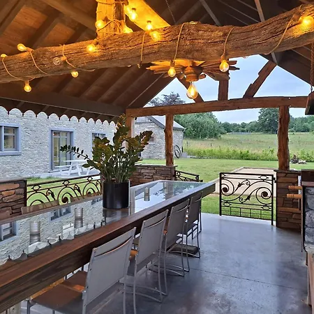 Les 3 Pierres Дом отдыха *