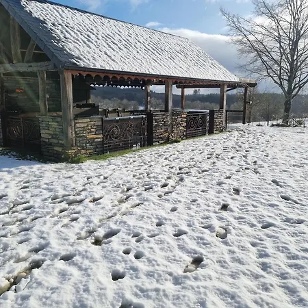 Дом отдыха Les 3 Pierres *